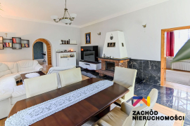 Atrakcyjny dom z dużą działką- Małomice